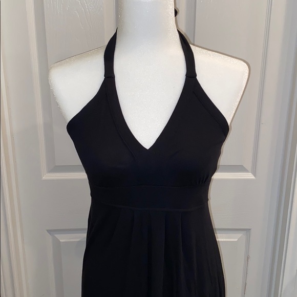 Banana Republic Dresses & Skirts - Banana Republic halter maxi dress